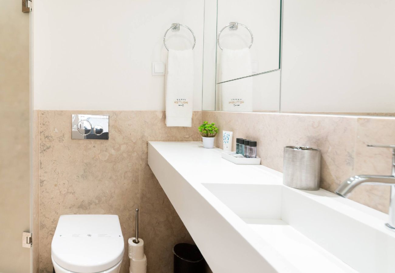 Apartamento em Lisboa - F2