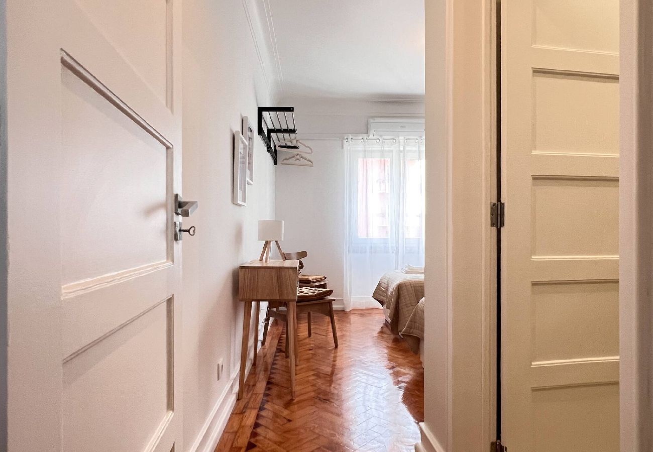 Quarto em Lisboa - Roma Quarto 3