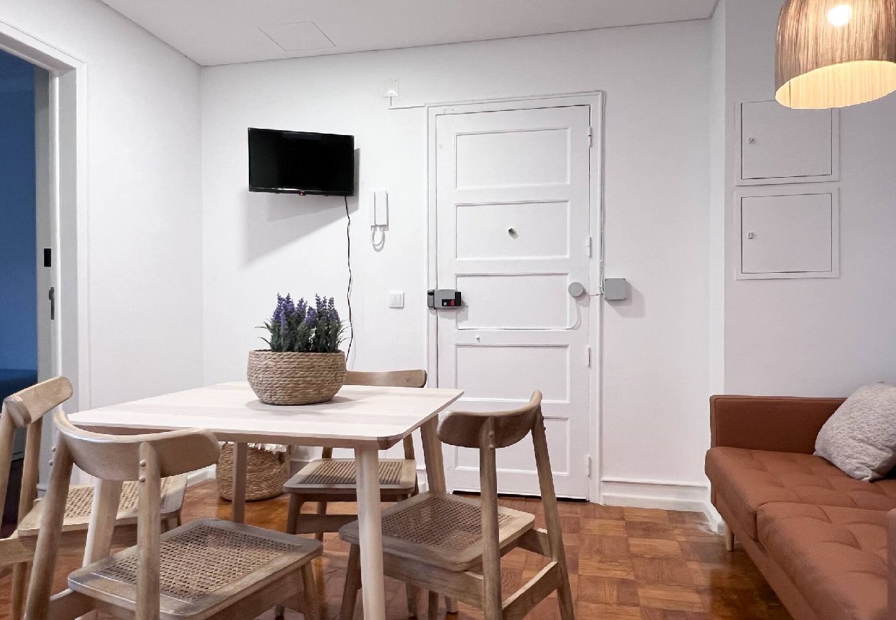 Apartamento em Lisboa - Roma CV