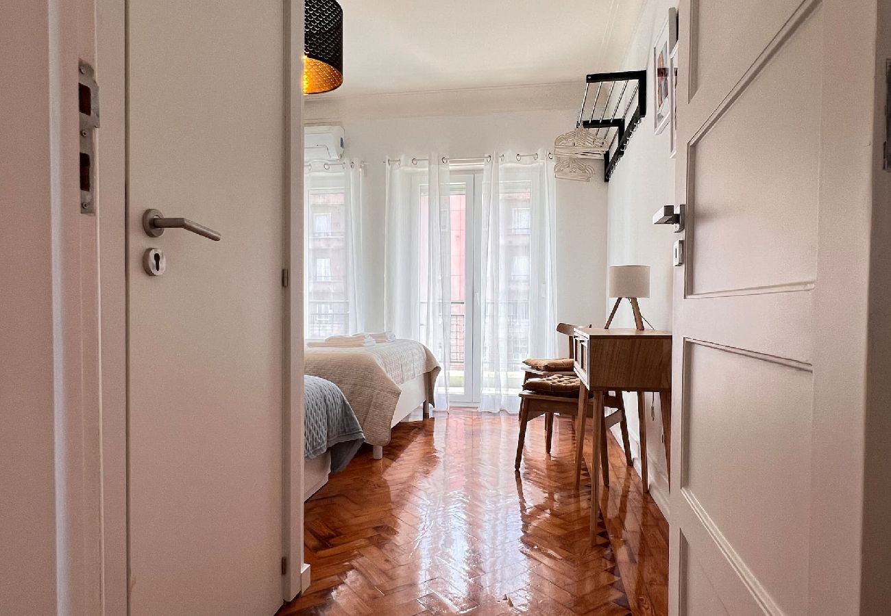 Quarto em Lisboa - Roma Quarto 2