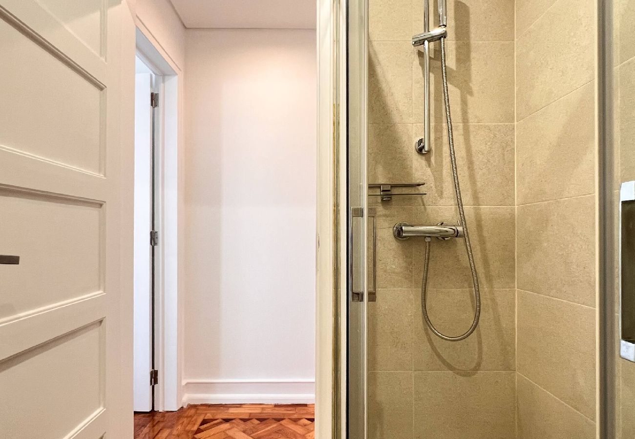 Quarto em Lisboa - Roma Quarto I