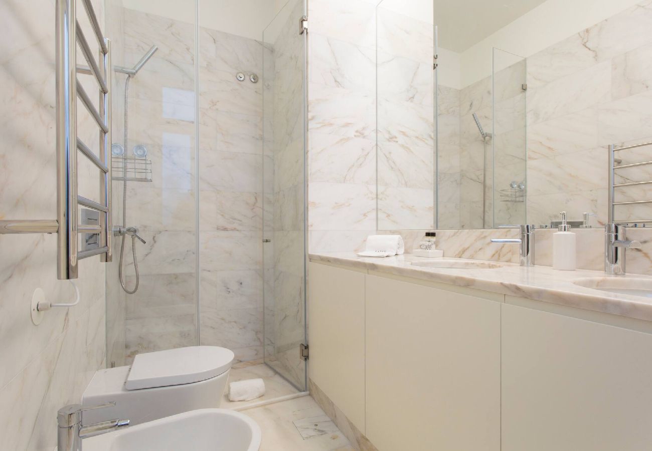 Apartment in Lisbon - Crucifixo 2D