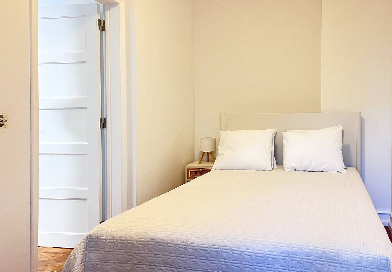 Apartment in Lisbon - Roma CV