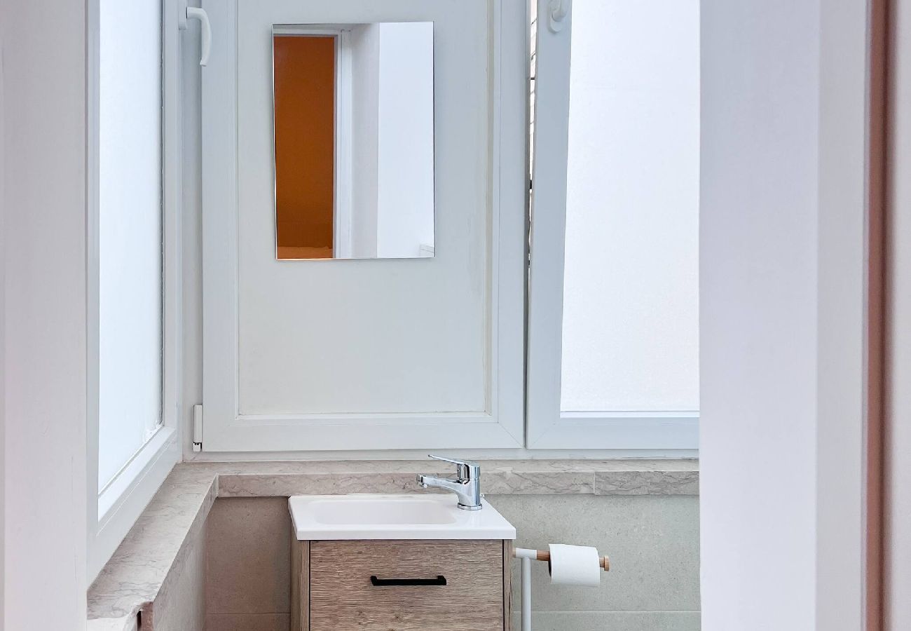 Apartment in Lisbon - Roma CV