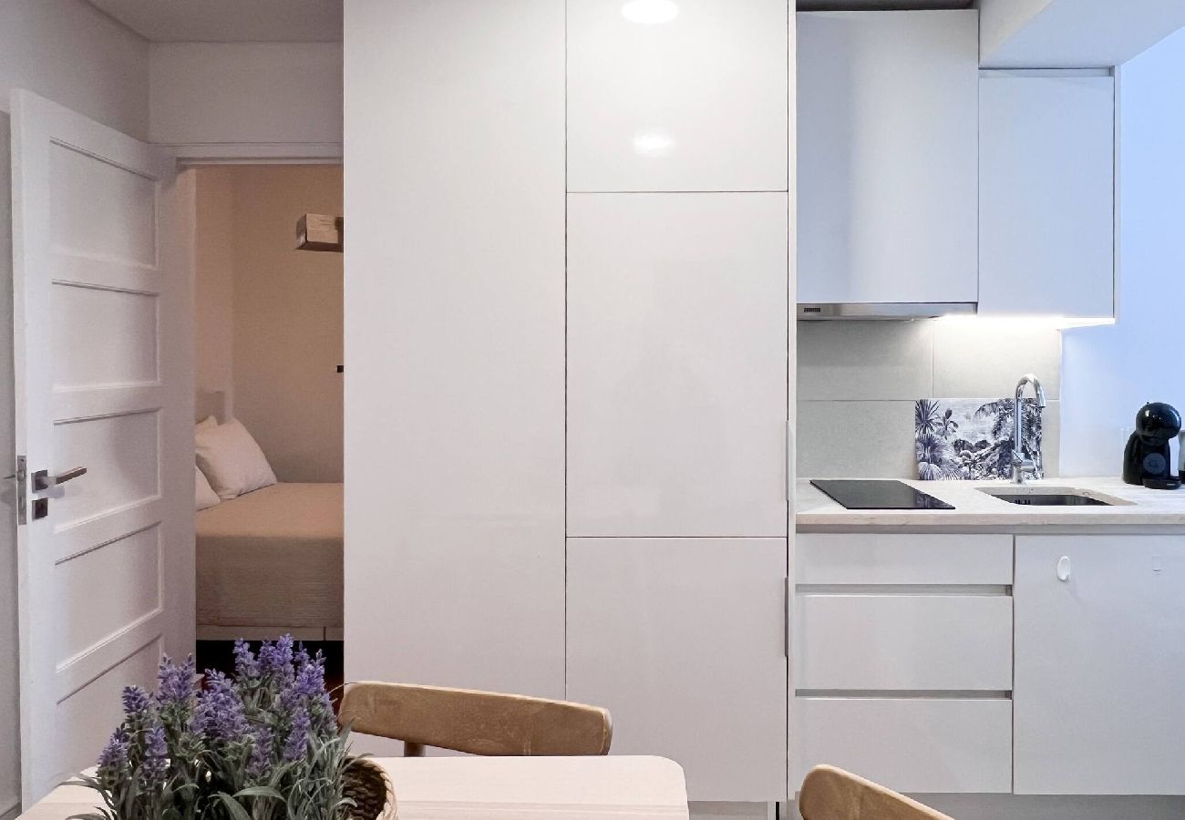 Apartment in Lisbon - Roma CV