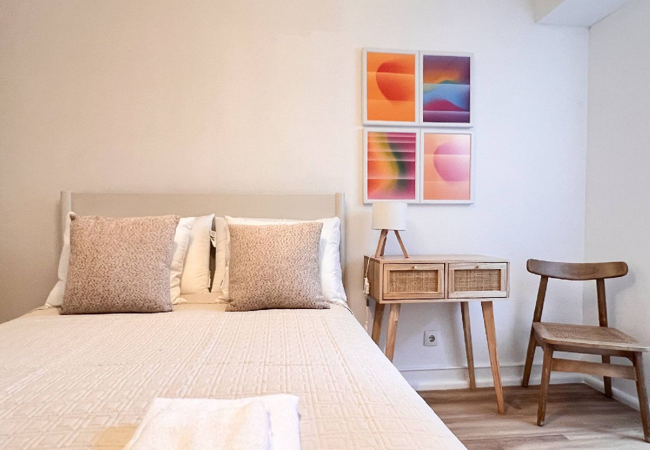 Rent by room in Lisbon - Quarto 5